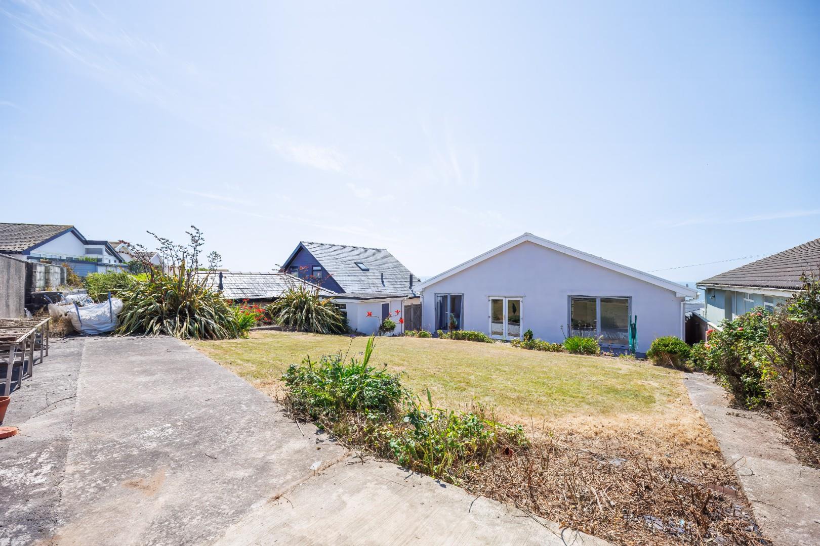 27 Marine Drive, Ogmore-By-Sea, Vale of Glamorgan, CF32 0PJ